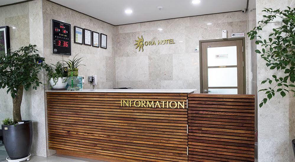 Ra Tourist Hotel Jeju Extérieur photo