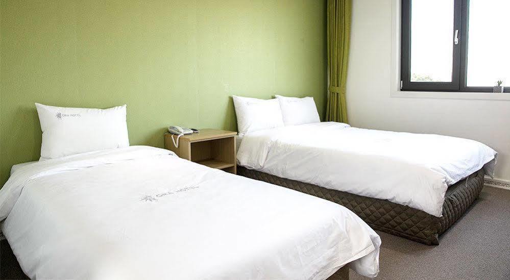 Ra Tourist Hotel Jeju Extérieur photo