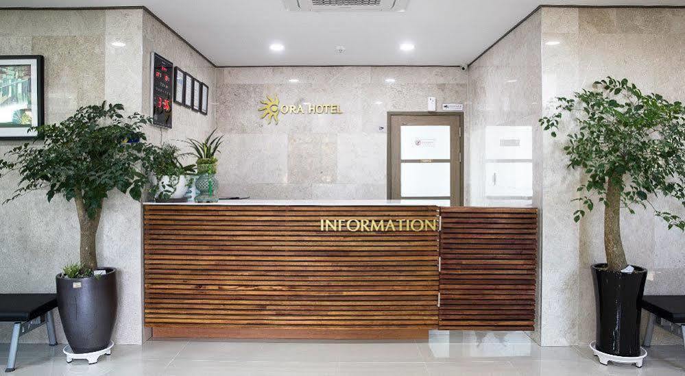 Ra Tourist Hotel Jeju Extérieur photo
